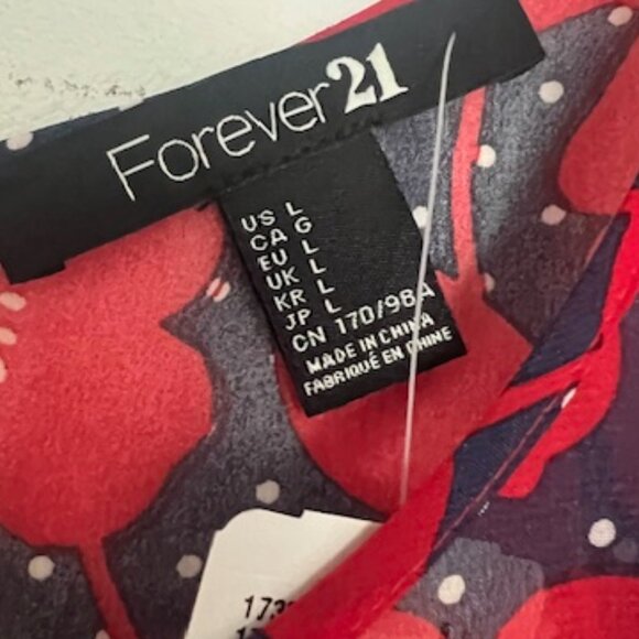 BNWT Forever 21 Flower Top - Picture 2 of 5